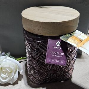 Gourmet 🎄 Kitchen Basket Weave Purple Glass Jar with Acacia Lid